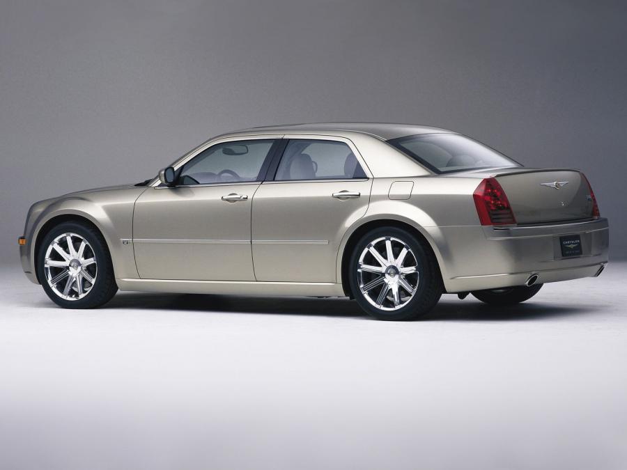  Chrysler 300C 2004 года  (фото 15 из 36)